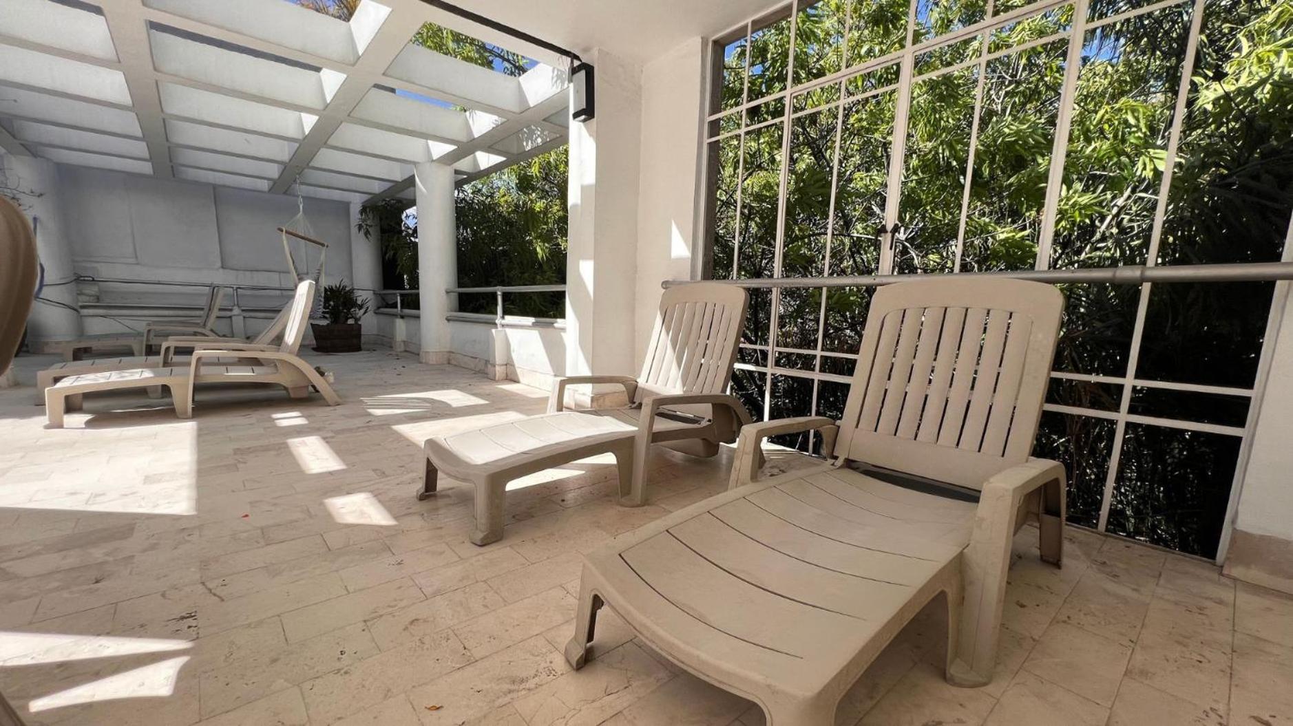 Condesa Campeche: Modern 2br With Open Spaces Mexico City
